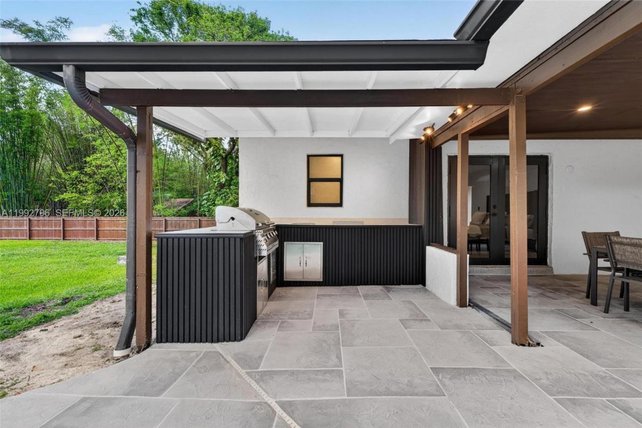 14755 SW 18th Ct, Davie, FL 33325 Photo