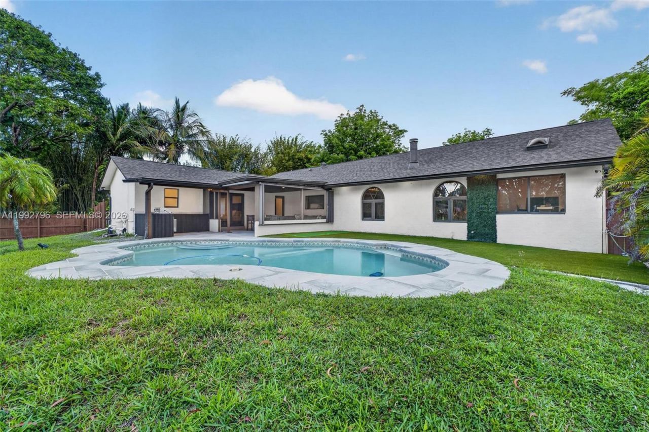 14755 SW 18th Ct, Davie, FL 33325 Photo