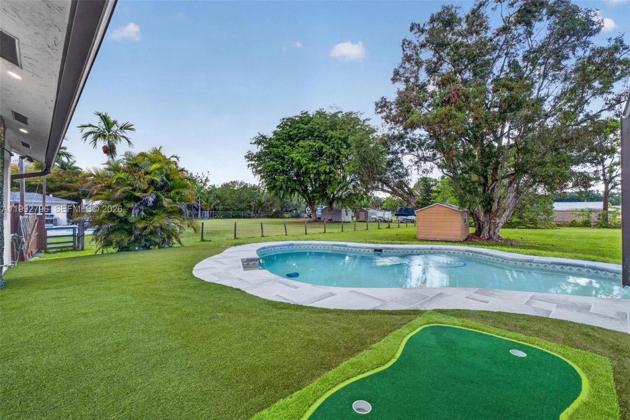 14755 SW 18th Ct, Davie, FL 33325 Photo