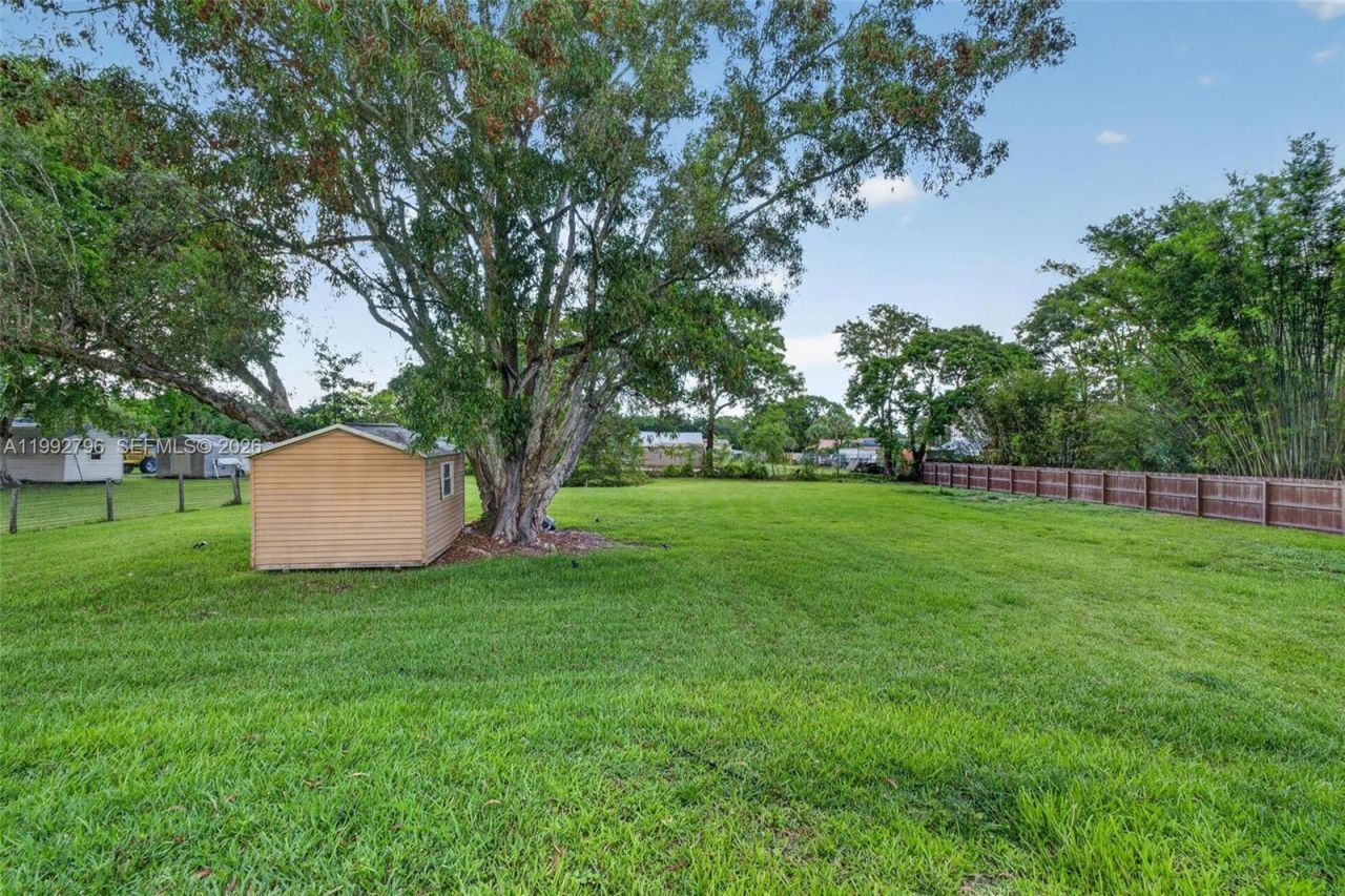 14755 SW 18th Ct, Davie, FL 33325 Photo