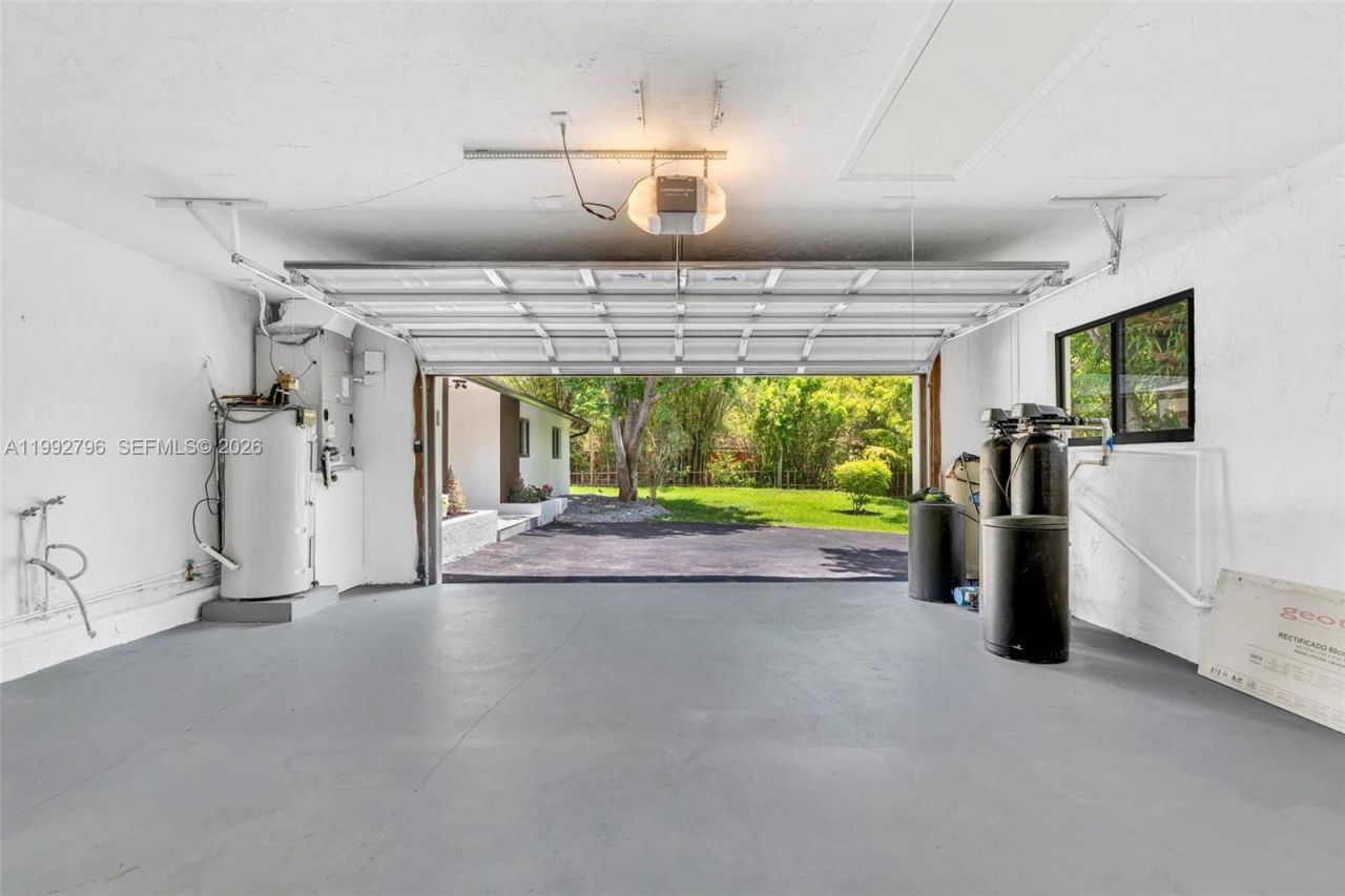 14755 SW 18th Ct, Davie, FL 33325 Photo