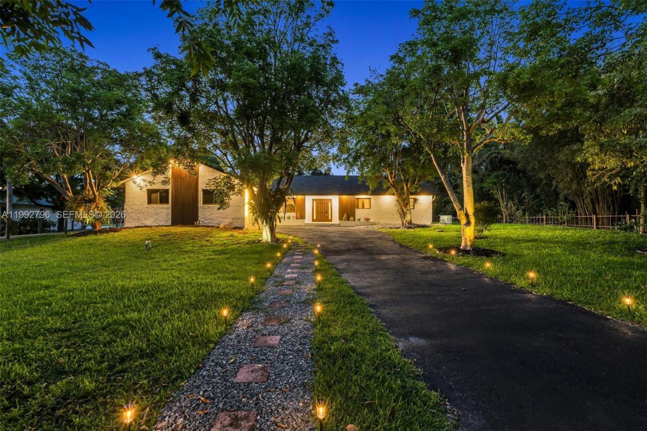 14755 SW 18th Ct, Davie, FL 33325 Photo