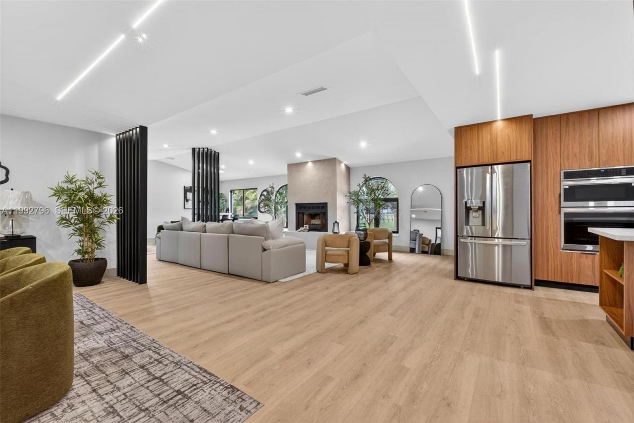 14755 SW 18th Ct, Davie, FL 33325 Photo