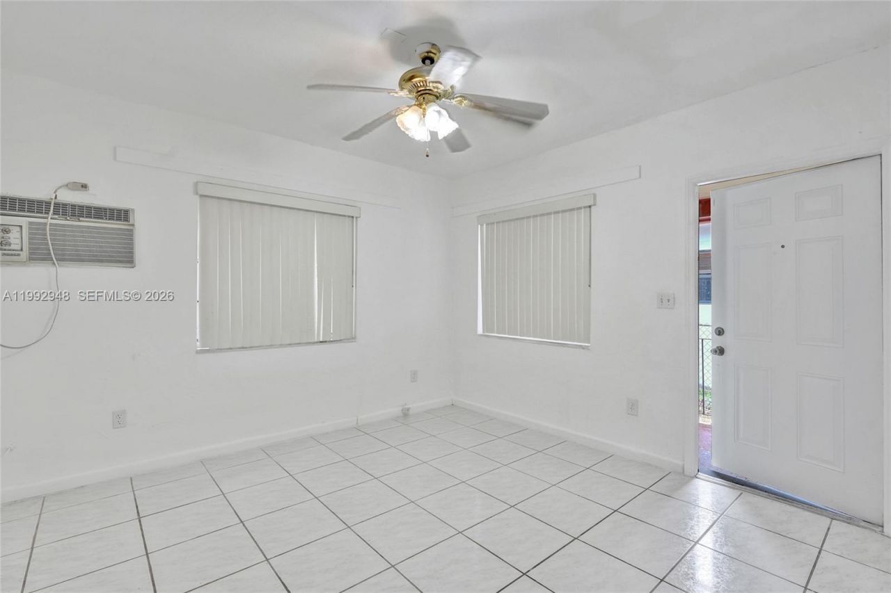 724 NW 6th St , Hallandale Beach, FL 33009 Photo