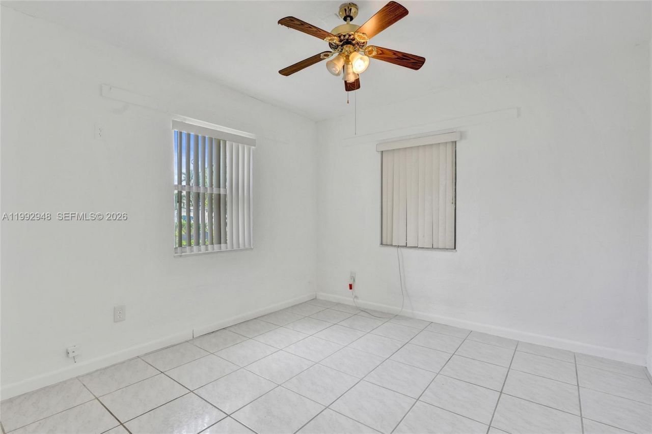 724 NW 6th St , Hallandale Beach, FL 33009 Photo