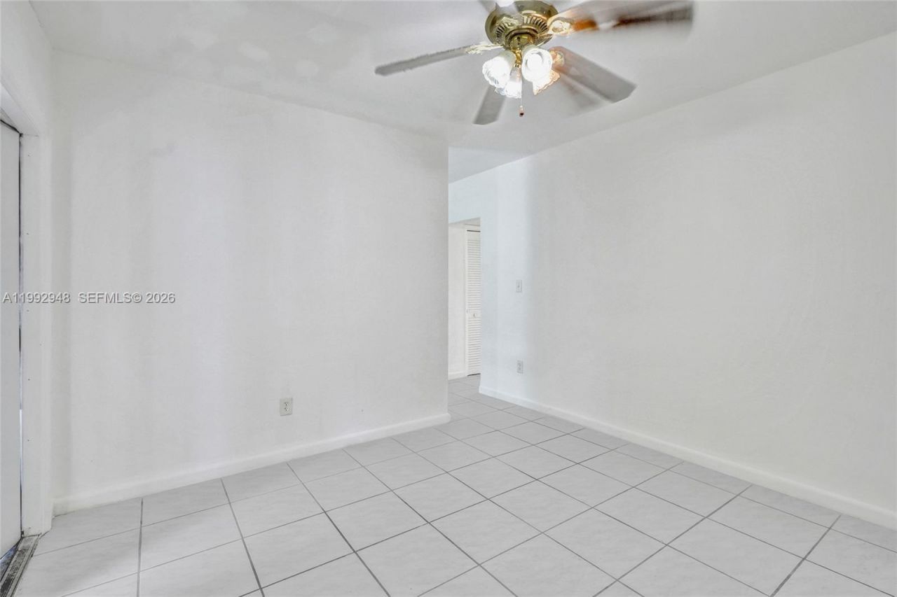 724 NW 6th St , Hallandale Beach, FL 33009 Photo