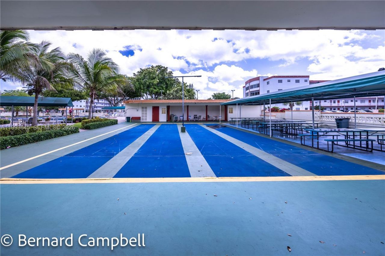 3940 NW 42nd Ave, Unit 417, Lauderdale Lakes, FL 33319 Photo