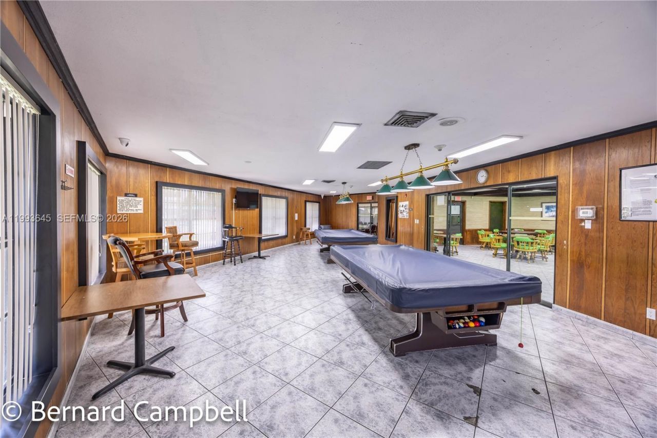 3940 NW 42nd Ave, Unit 417, Lauderdale Lakes, FL 33319 Photo