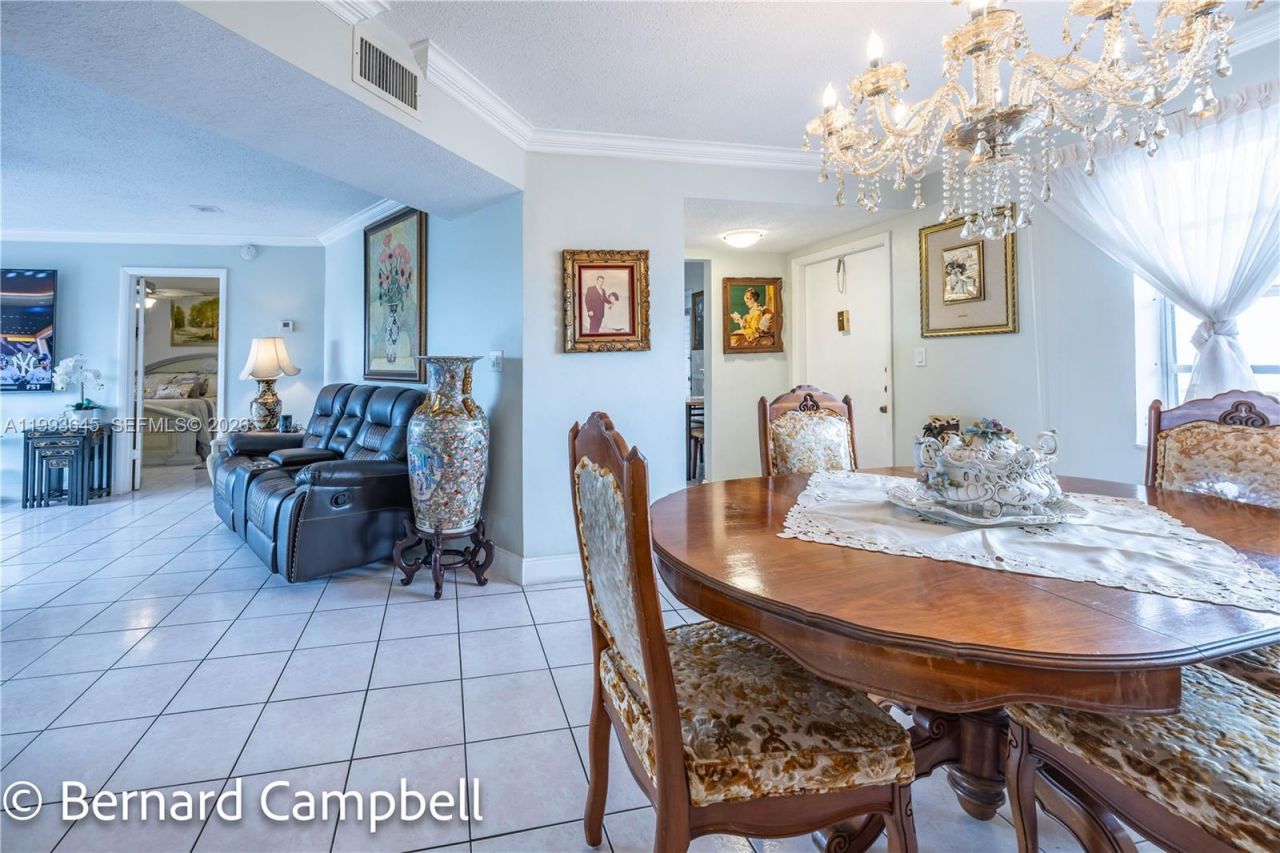 3940 NW 42nd Ave, Unit 417, Lauderdale Lakes, FL 33319 Photo