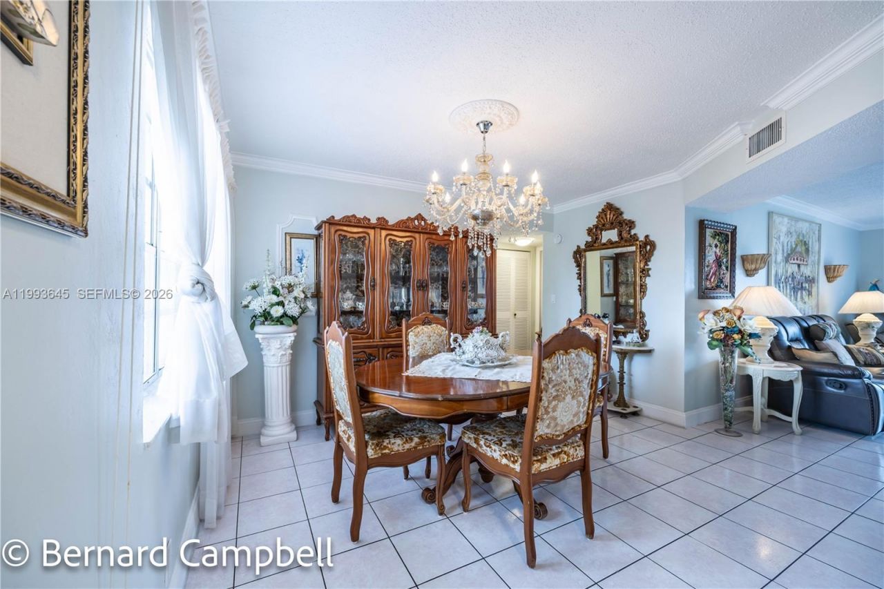 3940 NW 42nd Ave, Unit 417, Lauderdale Lakes, FL 33319 Photo