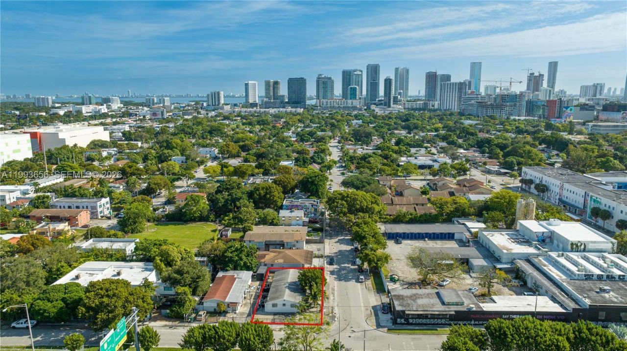 599 NW 33rd St , Miami, FL 33127 Photo