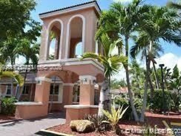 7200 NW 179th St , Unit 303, Hialeah, FL 33015