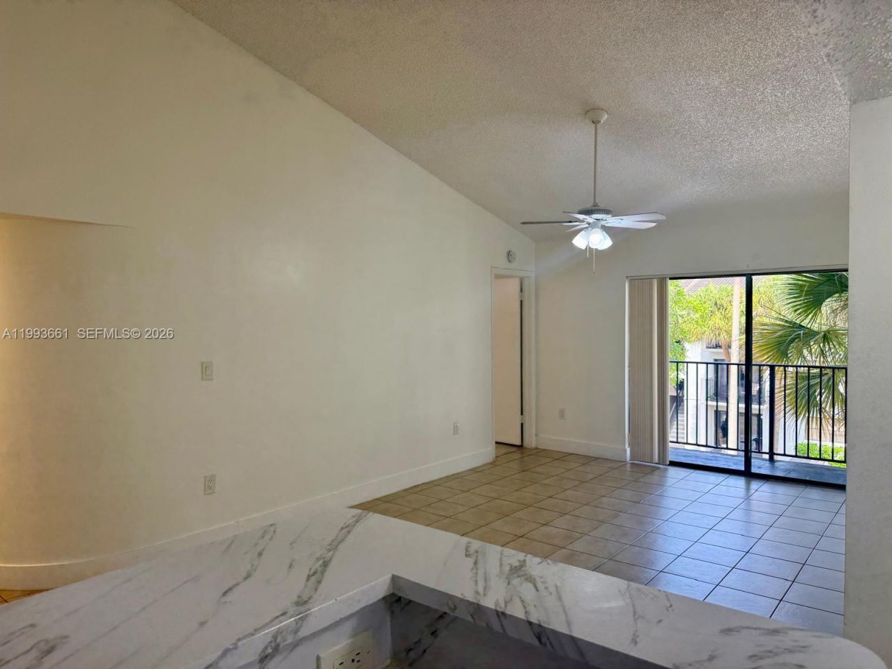 7595 NW 179th St, Unit 119, Hialeah, FL 33015 Photo