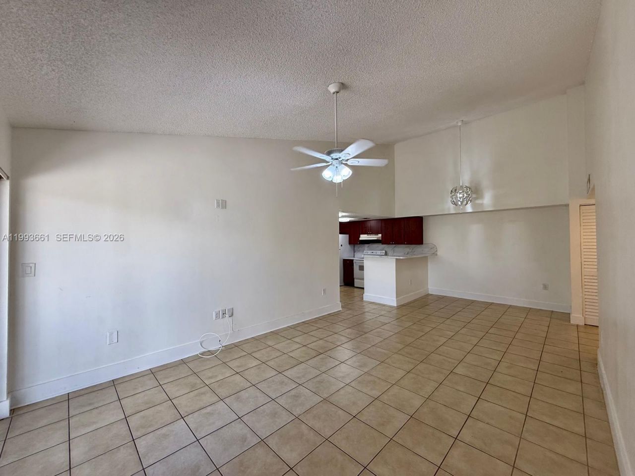 7595 NW 179th St, Unit 119, Hialeah, FL 33015 Photo