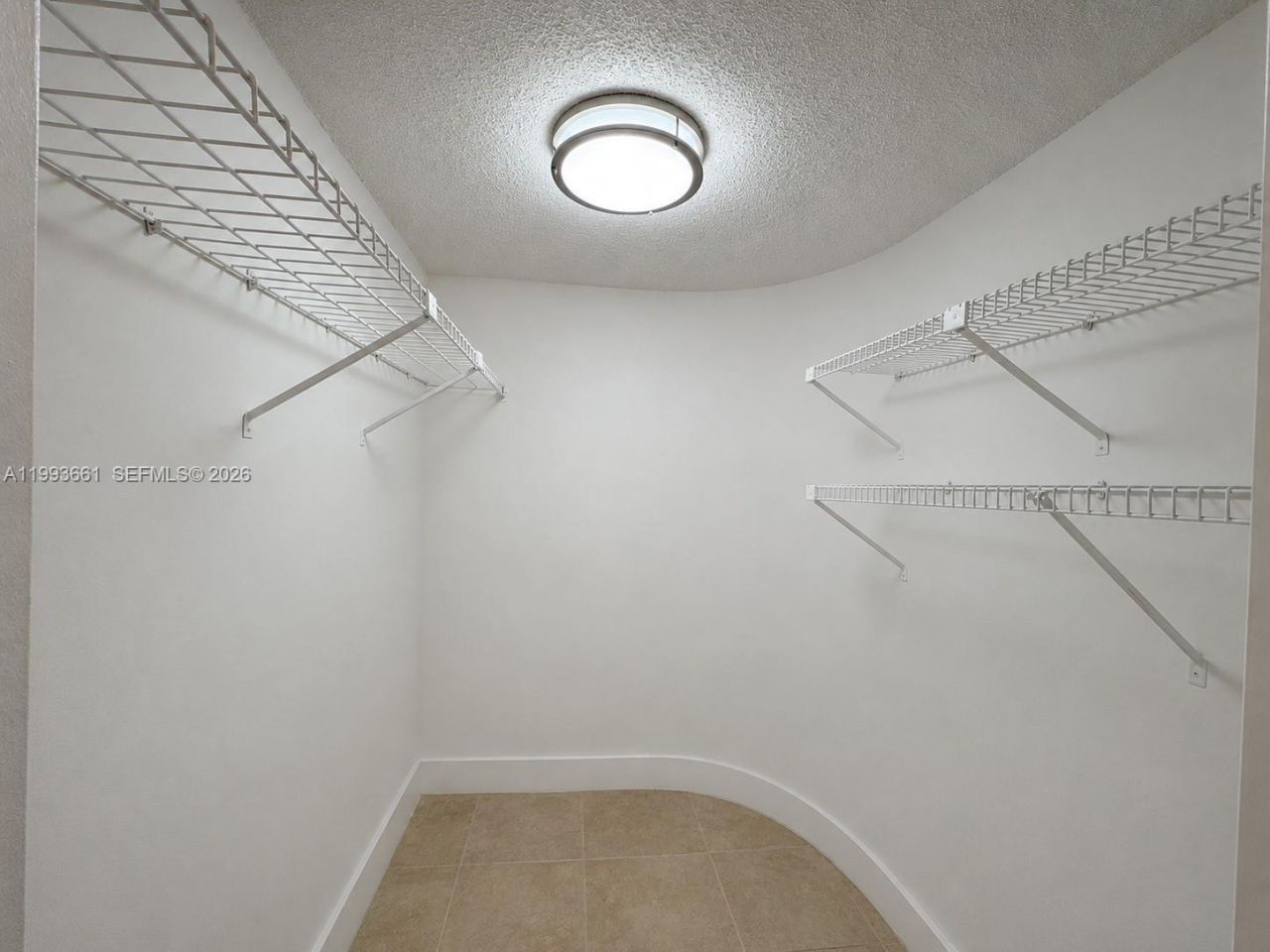 7595 NW 179th St, Unit 119, Hialeah, FL 33015 Photo
