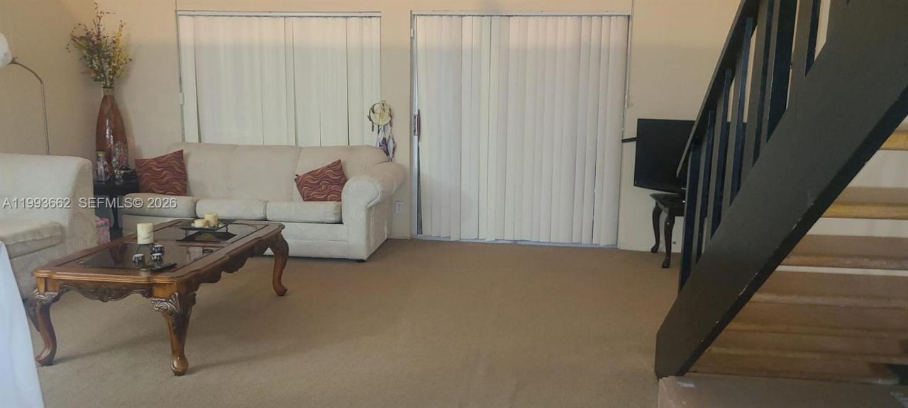 18101 NW 68th Ave, Unit C206, Hialeah, FL 33015 Photo