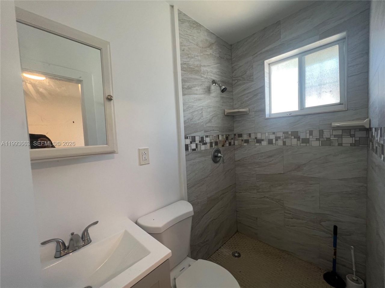 599 NW 33rd St , Miami, FL 33127 Photo