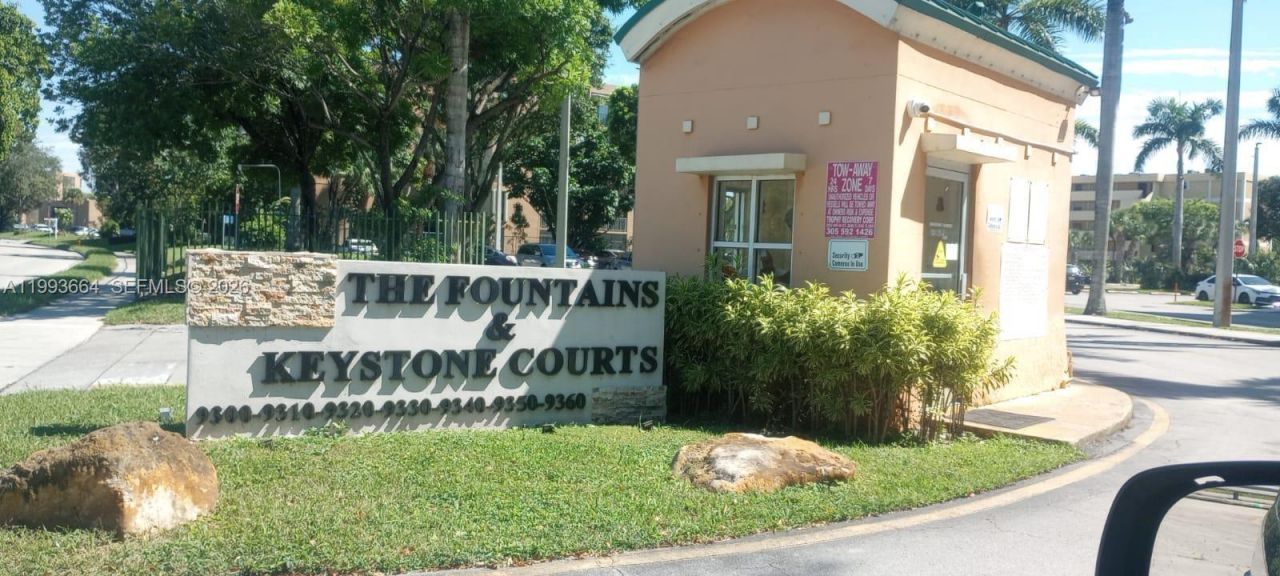 9360 Fontainebleau Blvd , Unit 104, Miami, FL 33172 Photo