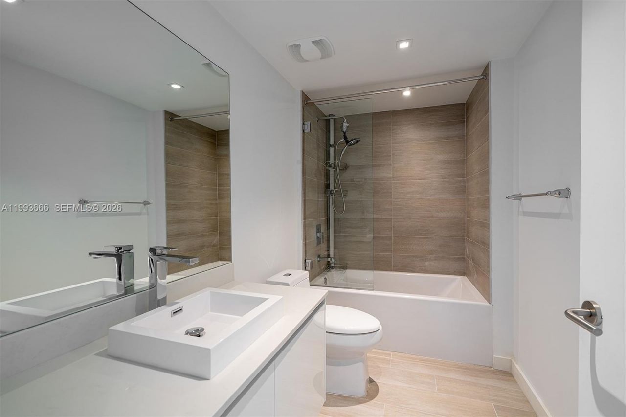 1600 SW 1st Ave, Unit 711, Miami, FL 33129 Photo