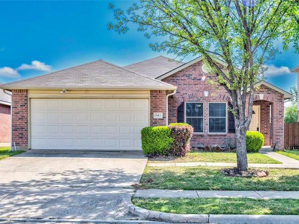 5913 Lost Pony Drive, Denton, TX 76210