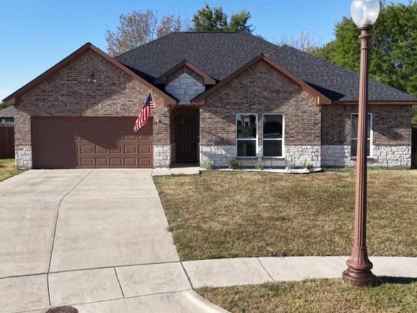 1601 Jupiter Lane, Ennis, TX 75119