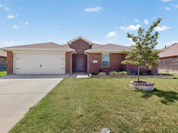308 Duke Court, Fate, TX 75189