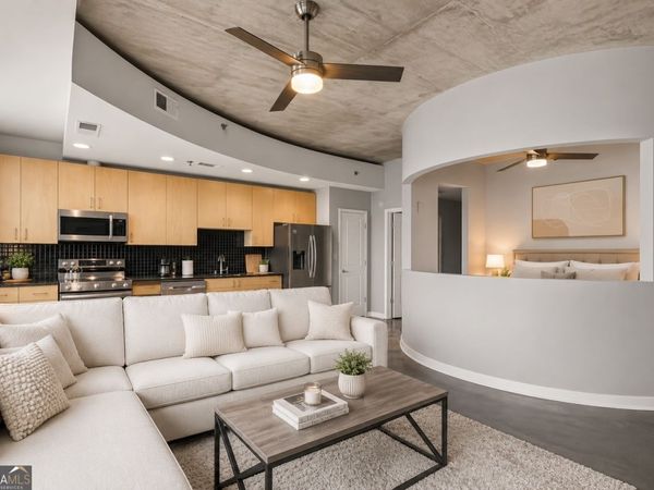 250 Pharr Road NE, Unit 804, Atlanta, GA 30305
