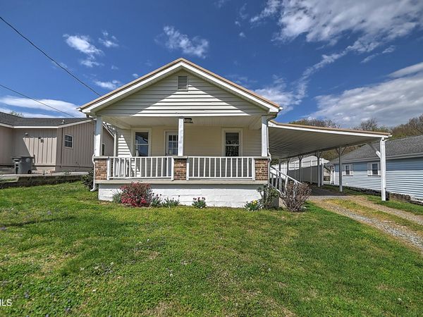 532 Elm Street, Mount Carmel, TN 37645