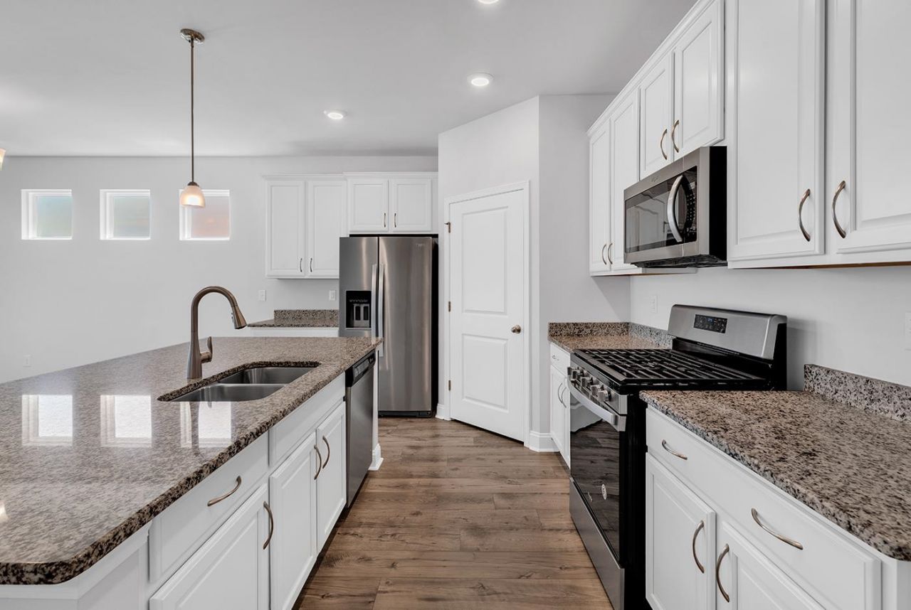 207 Walnut Grove Ct.  Photo 14