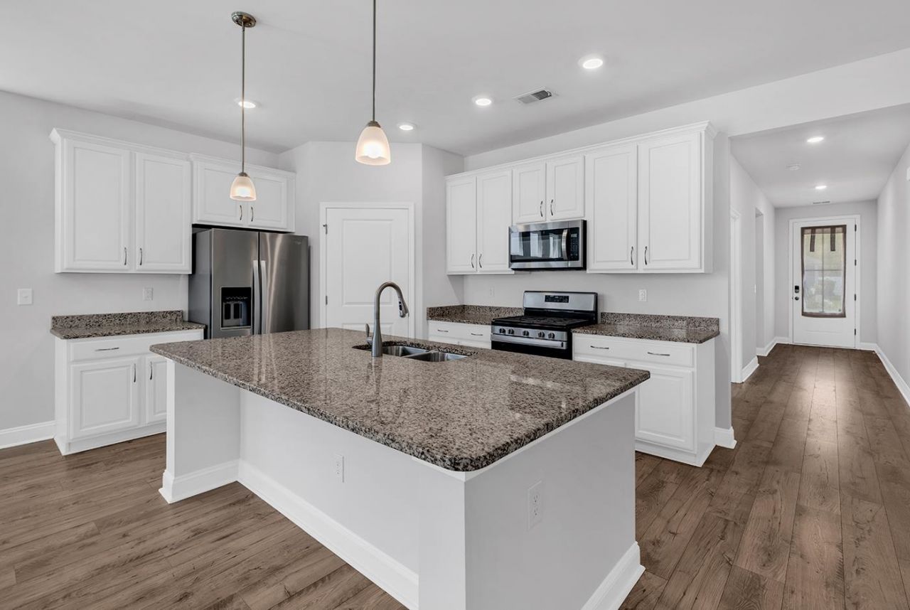 207 Walnut Grove Ct.  Photo 15