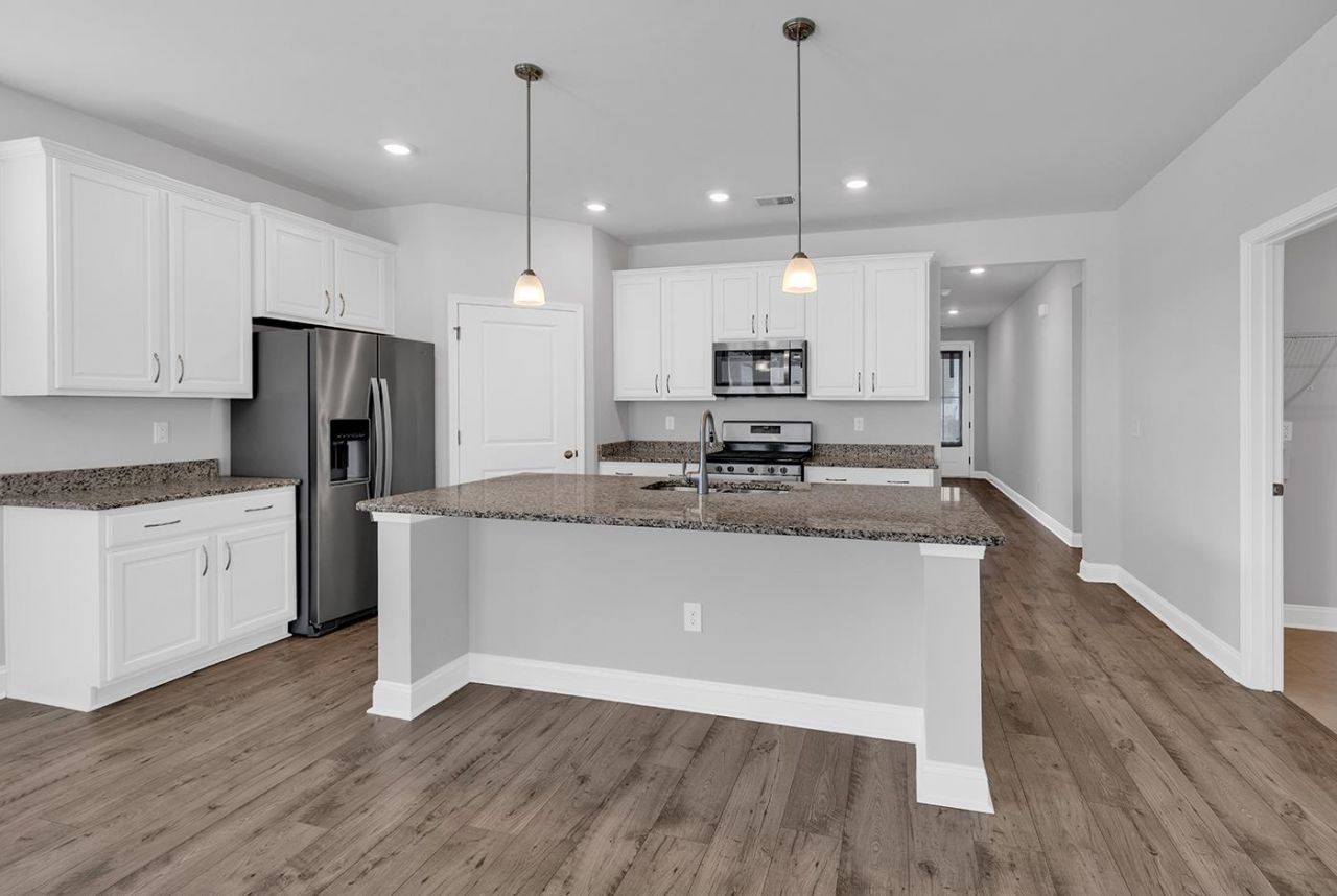 207 Walnut Grove Ct.  Photo 16