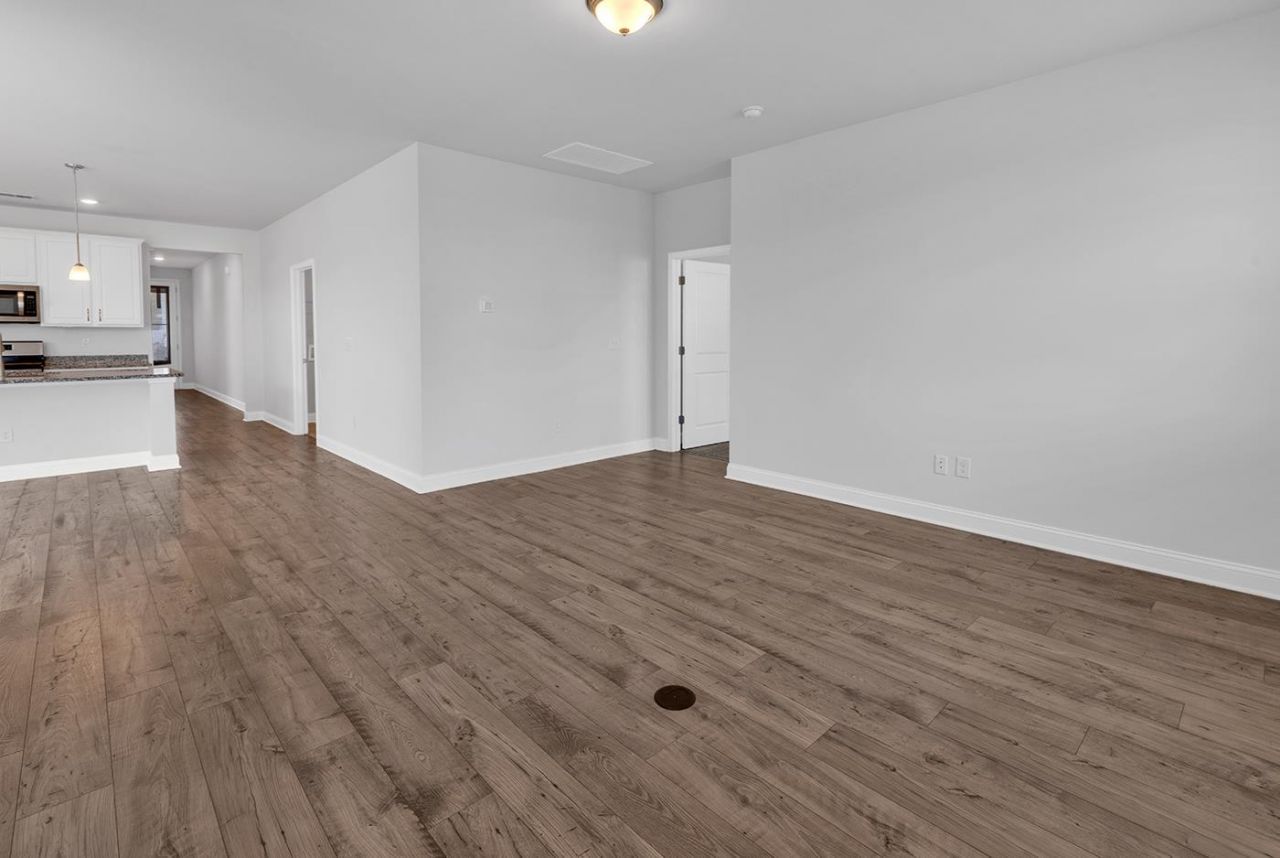 207 Walnut Grove Ct.  Photo 22