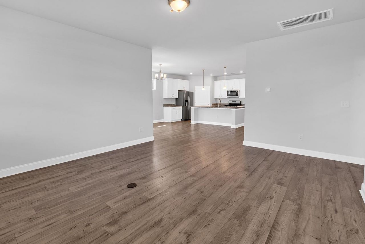 207 Walnut Grove Ct.  Photo 23