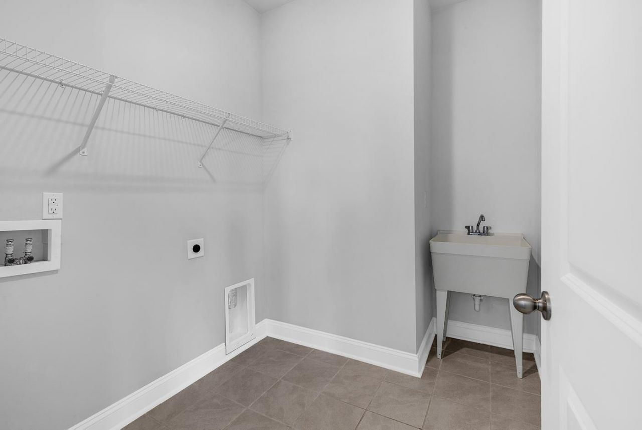 207 Walnut Grove Ct.  Photo 32