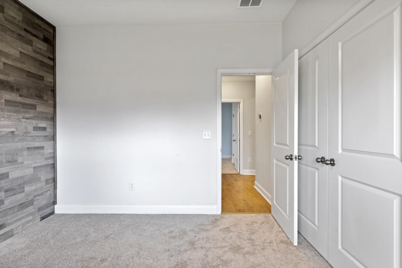 849 Brant St.  Photo 20