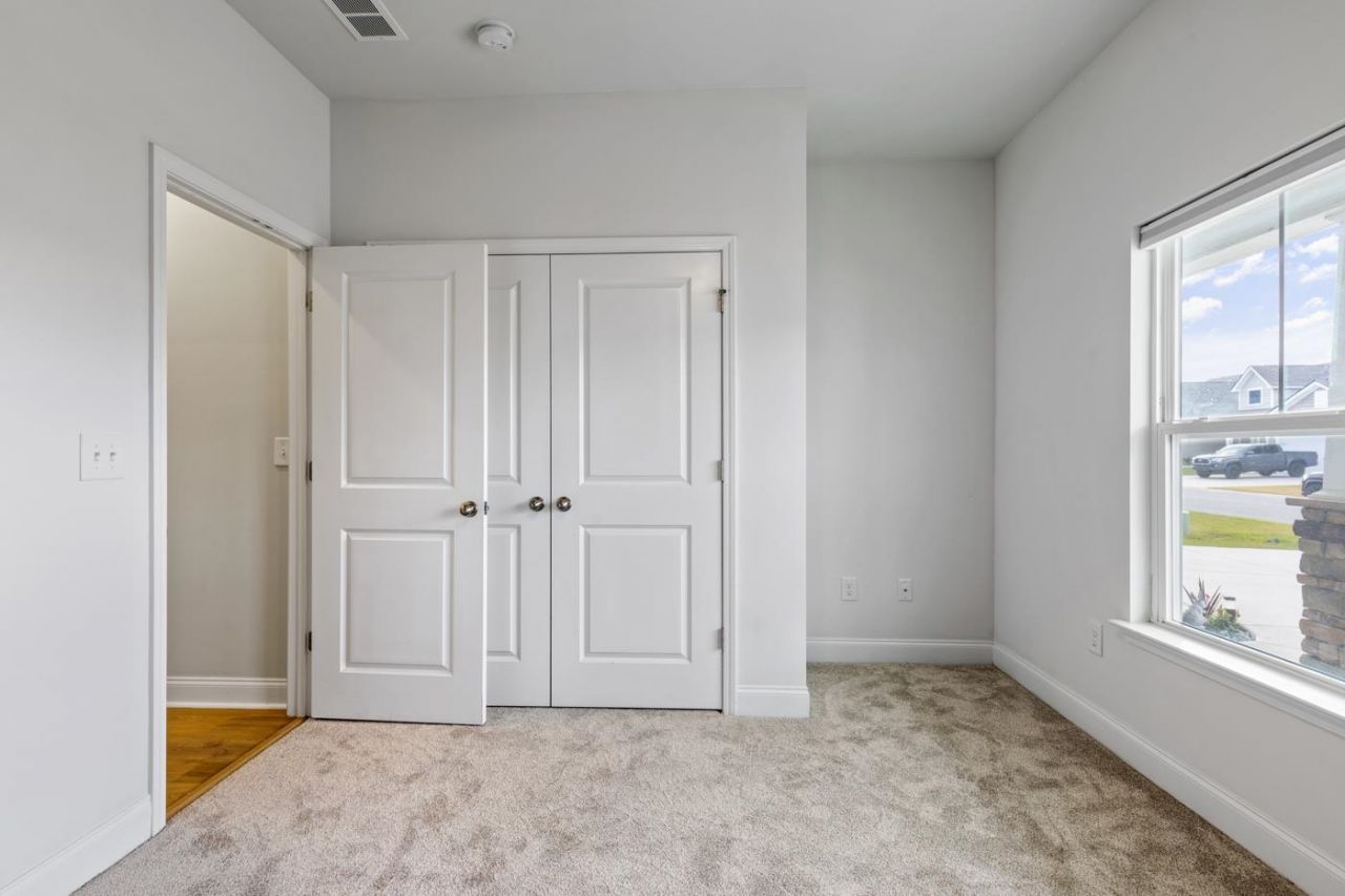 849 Brant St.  Photo 21