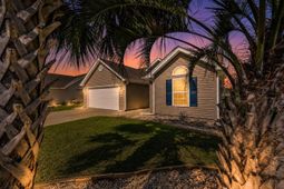 608 Bathurst Dr. photo 4