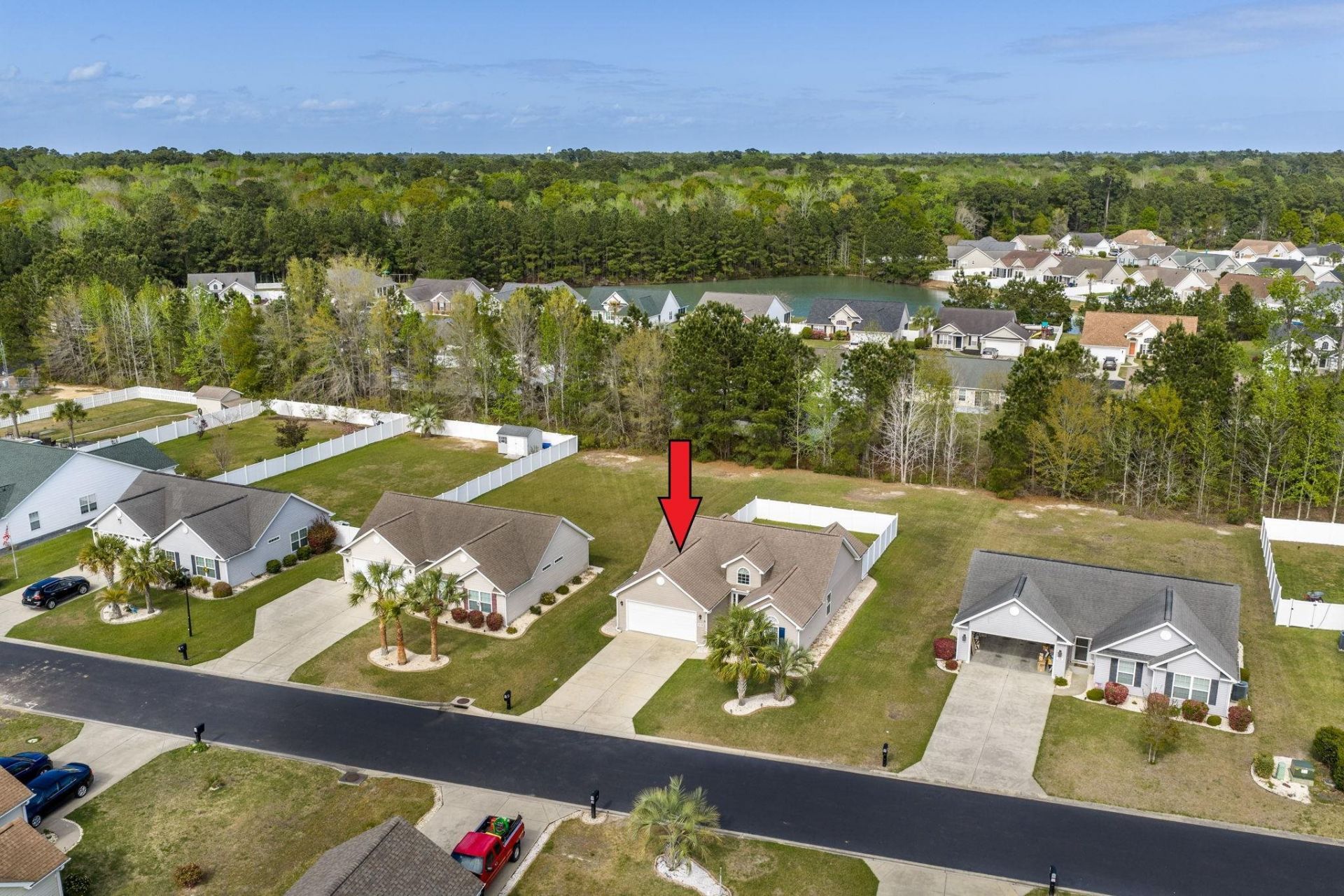 608 Bathurst Dr. Photo 37
