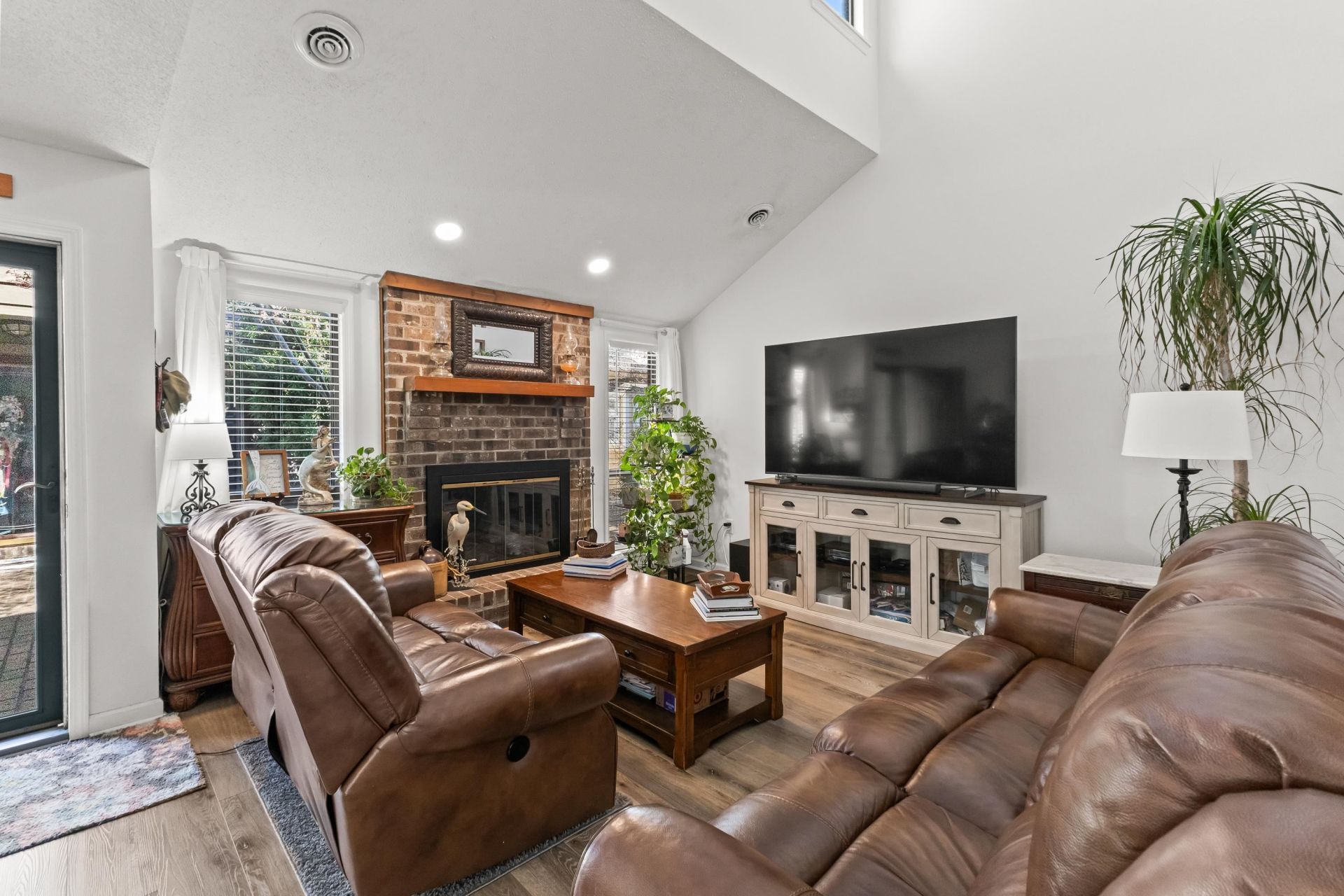 705 11th Ave. S Photo 16