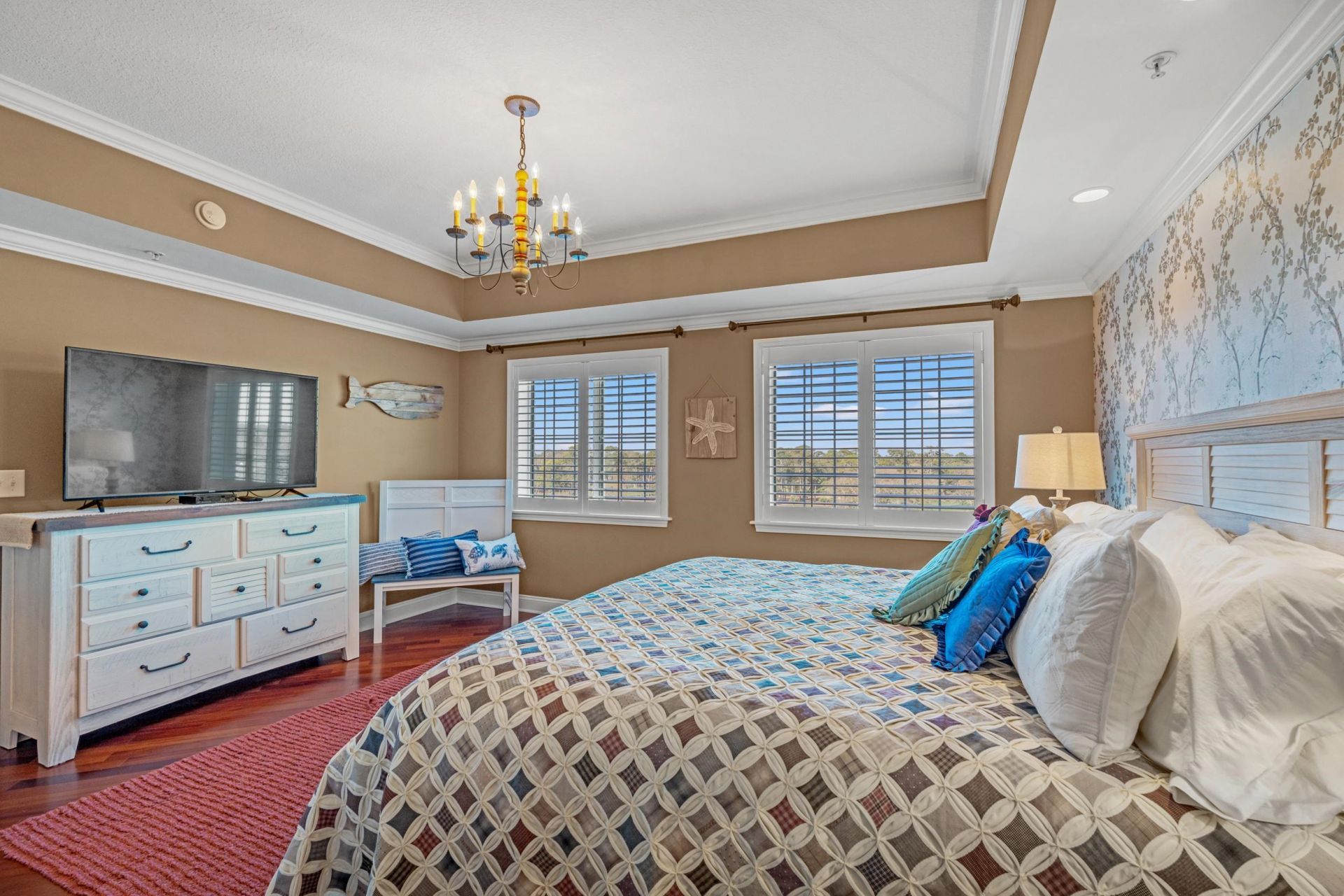 9547 Edgerton Dr. Photo 13