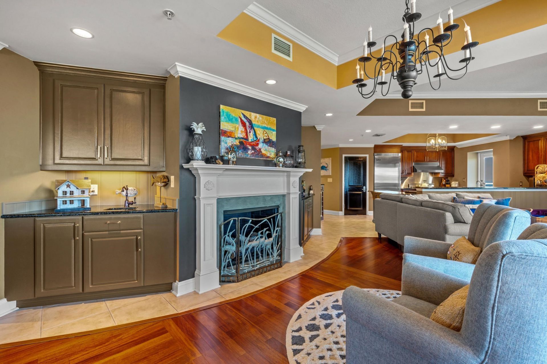 9547 Edgerton Dr. Photo 4