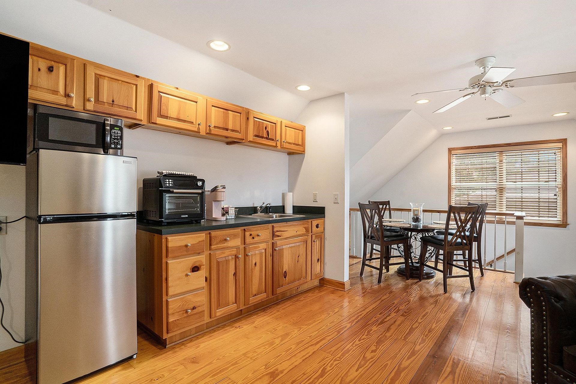 2409 River Rd.  Photo 30