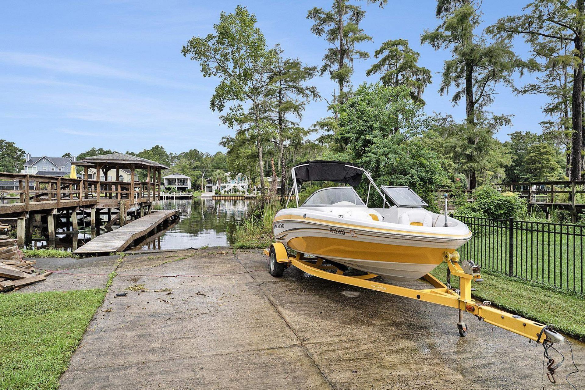 2409 River Rd.  Photo 44