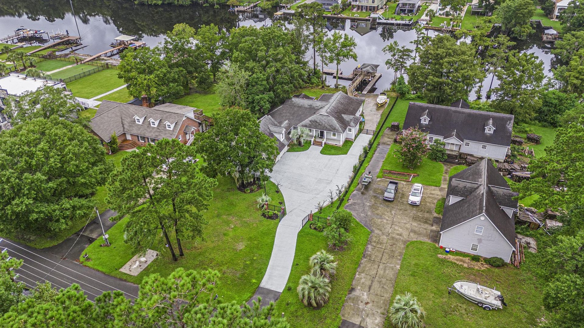 2409 River Rd.  Photo 46