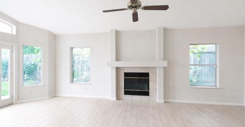 1 Pinache Ct, Sacramento, CA 95838 Photo