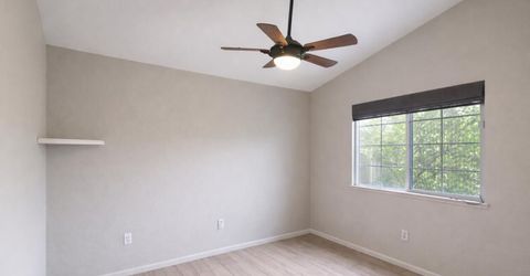 1 Pinache Ct, Sacramento, CA 95838 Photo