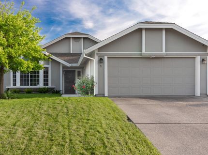 1 Pinache Ct, Sacramento, CA 95838 Photo