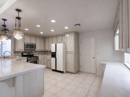 1 Pinache Ct, Sacramento, CA 95838 Photo