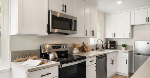 4431 Bouts Pkwy, Sacramento, CA 95823 Photo