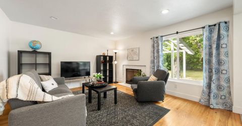 4431 Bouts Pkwy, Sacramento, CA 95823 Photo